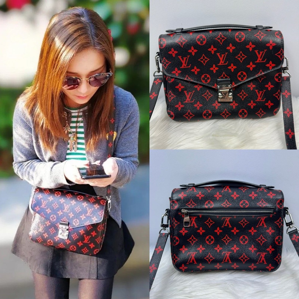 💎✨Authentic✨💎 Ultra Rare Crossbody Monogram